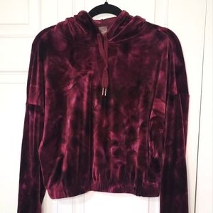 Cropped Hooded Sweatshirt Size Medium